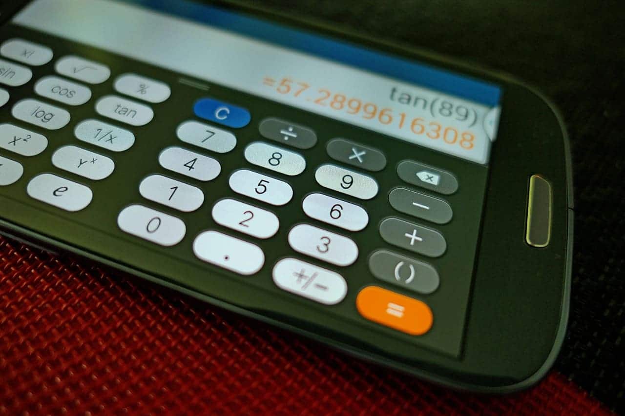 GPA calculator VIT showing semester GPA results